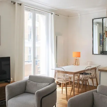 Lovely Love Nest Near Montmartre شقة باريس
