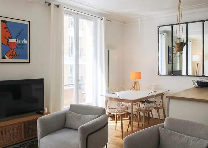 Lovely Nest Near Montmartre Apartment Paris